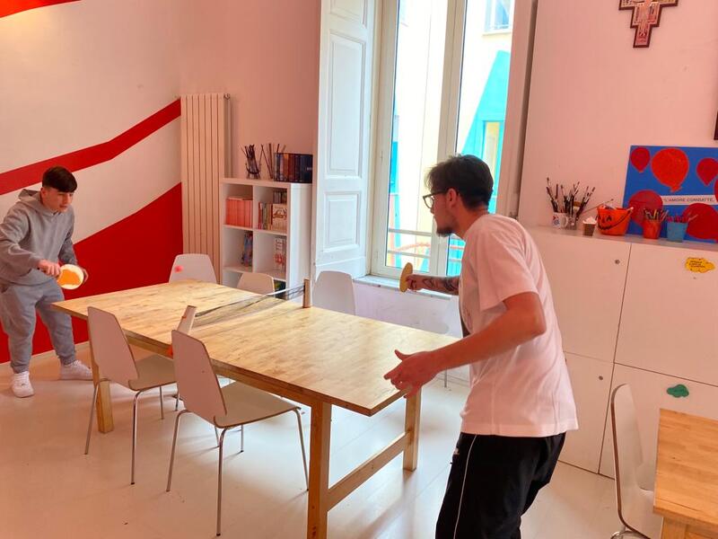 <h1>Ping pong spontaneo</h1>