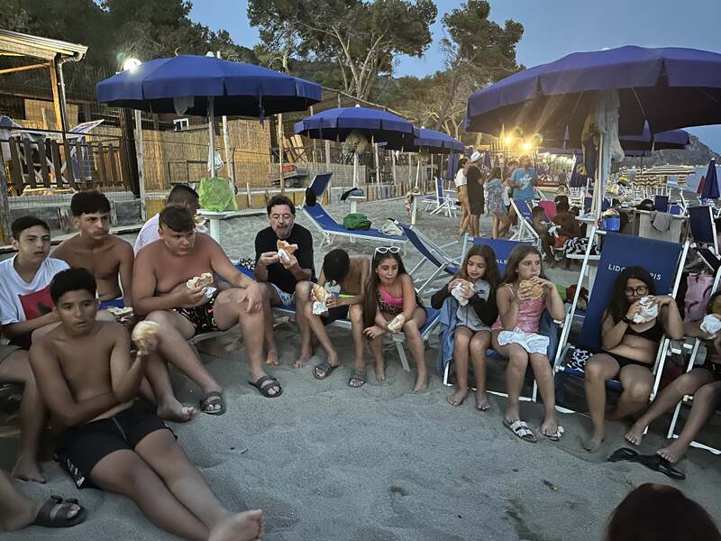 <h1>Mangiare in spiaggia</h1>